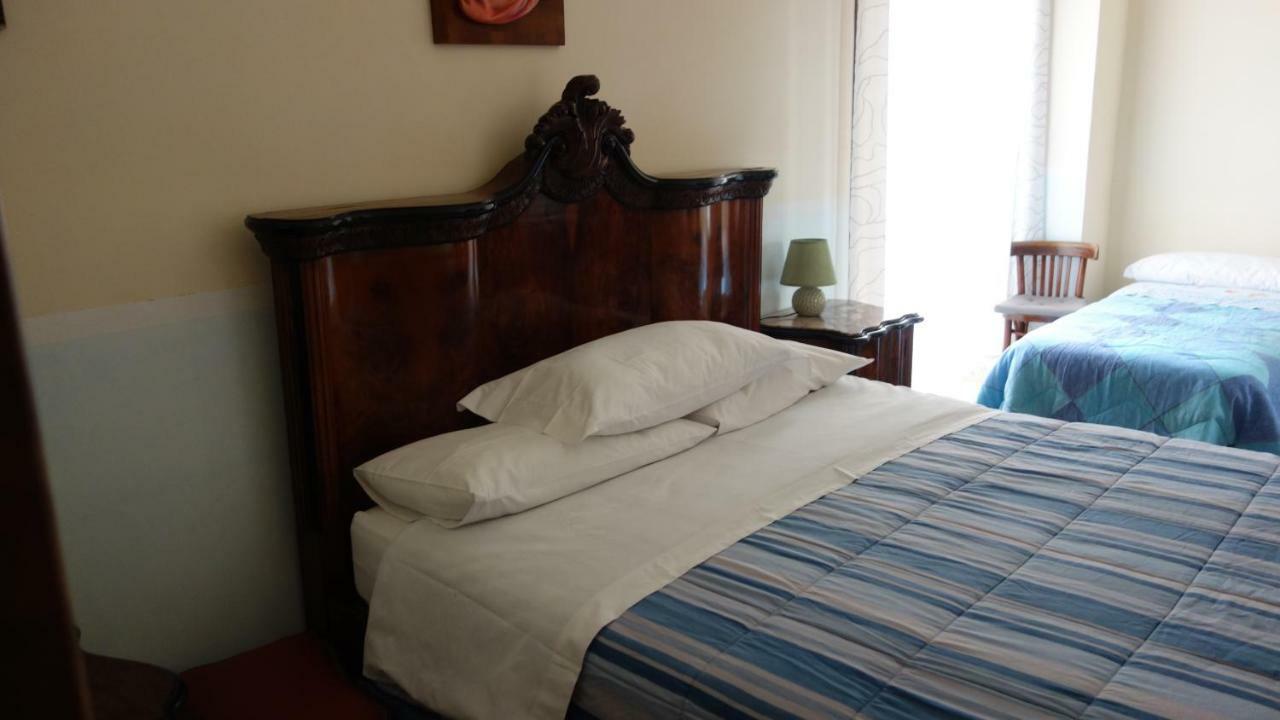 B&B Centrale Salerno Ngoại thất bức ảnh